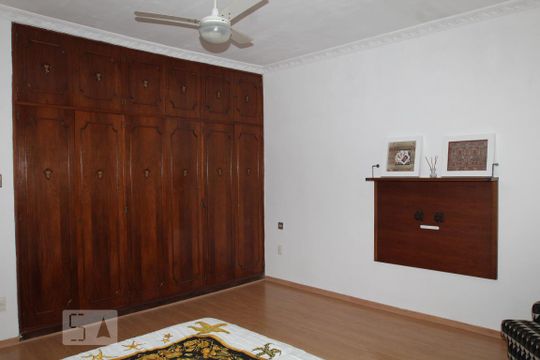 Quarto 1 de casa à venda com 4 quartos, 233m² em Engenho de Dentro, Rio de Janeiro