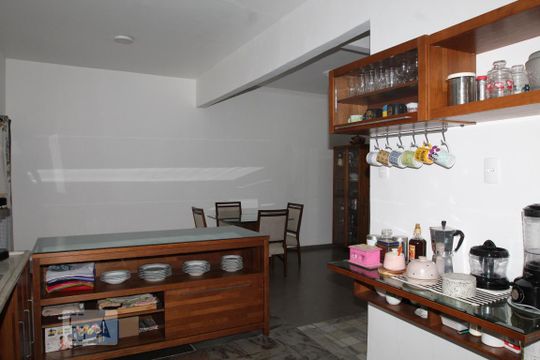 Cozinha de casa à venda com 4 quartos, 233m² em Engenho de Dentro, Rio de Janeiro