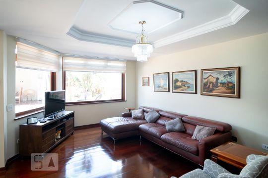 Sala de casa para alugar com 4 quartos, 315m² em Jardim Prudência, São Paulo