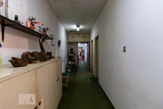 Corredor de casa à venda com 2 quartos, 252m² em Vila Dom Pedro I, São Paulo