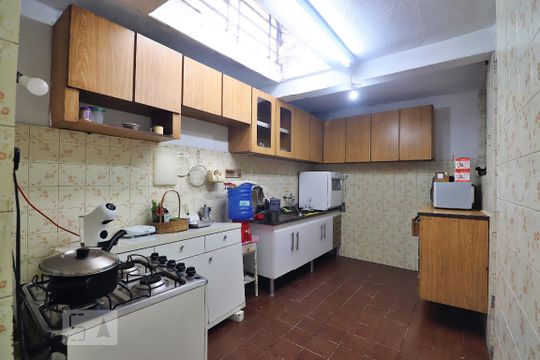 Cozinha de casa à venda com 3 quartos, 240m² em Vila Homero Thon, Santo André