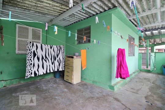 Quintal de casa à venda com 3 quartos, 240m² em Vila Homero Thon, Santo André
