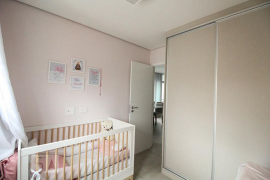Quarto 1 de apartamento para alugar com 2 quartos, 55m² em Santa Teresinha, São Paulo