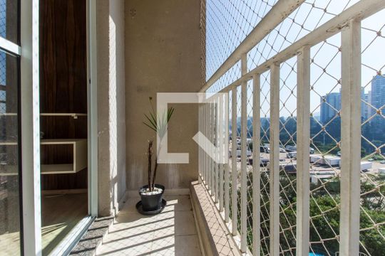 Sacada de apartamento à venda com 3 quartos, 68m² em Jardim Tupanci, Barueri