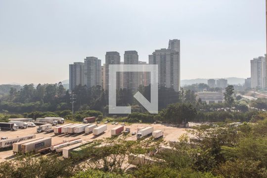vista da Sacada de apartamento à venda com 3 quartos, 68m² em Jardim Tupanci, Barueri
