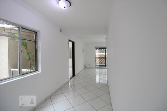 Casa para alugar com 2 quartos, 112m² em Vila Hamburguesa, São Paulo