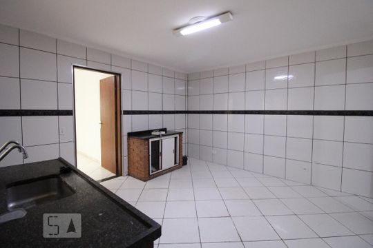 Cozinha  de casa para alugar com 2 quartos, 112m² em Vila Hamburguesa, São Paulo