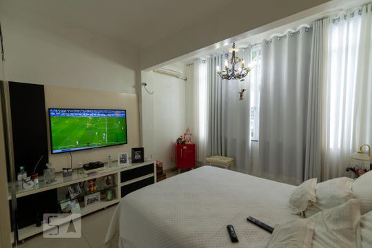 Quarto 2 de casa à venda com 5 quartos, 238m² em Tijuca, Rio de Janeiro