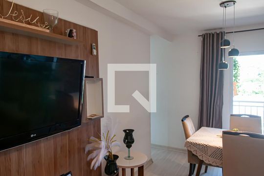 Sala de apartamento para alugar com 2 quartos, 51m² em Taquara, Rio de Janeiro