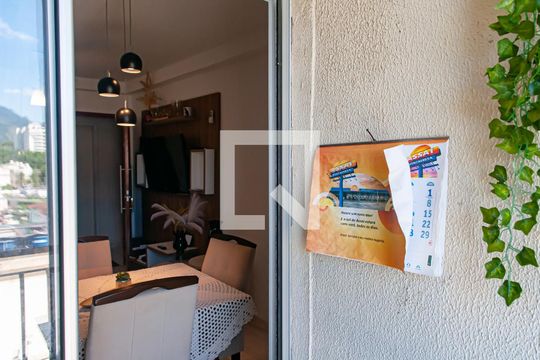 Sala - Varanda de apartamento para alugar com 2 quartos, 51m² em Taquara, Rio de Janeiro