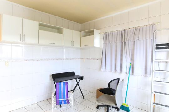 Cozinha de casa para alugar com 3 quartos, 220m² em Jardim Satélite, São José dos Campos
