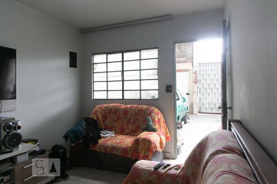 Sala de casa à venda com 3 quartos, 320m² em Conjunto Habitacional Aguia de Haia, São Paulo
