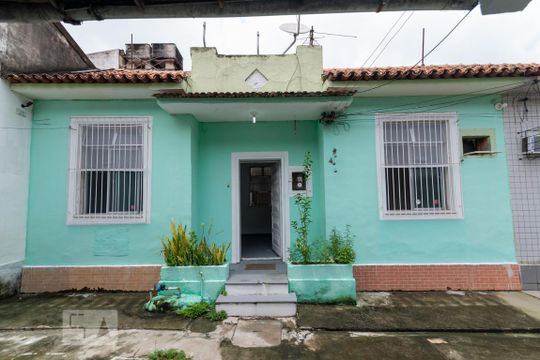 Fachada de casa de condomínio à venda com 2 quartos, 38m² em Vila Isabel, Rio de Janeiro
