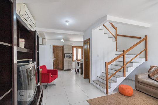 Casa à venda com 2 quartos, 130m² em Jardim Itu Sabará, Porto Alegre