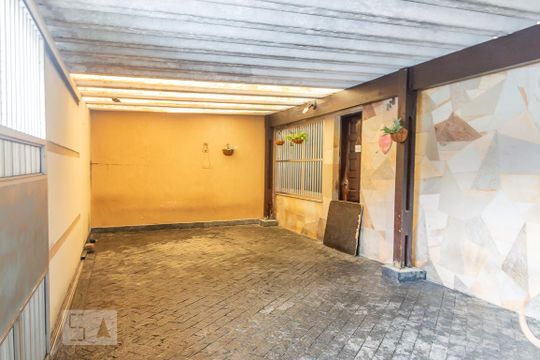 Garagem de casa à venda com 3 quartos, 140m² em Taboão, São Bernardo do Campo