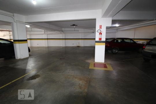 Área de Manobra de apartamento para alugar com 1 quarto, 55m² em Vila Itapura, Campinas