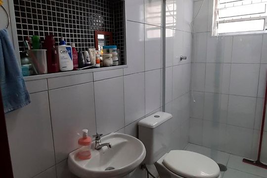 Banheiro de casa à venda com 5 quartos, 150m² em Vila Alpina, São Paulo