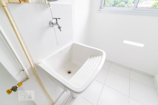 Lavanderia de apartamento para alugar com 1 quarto, 44m² em Vila Guarani (z Sul), São Paulo