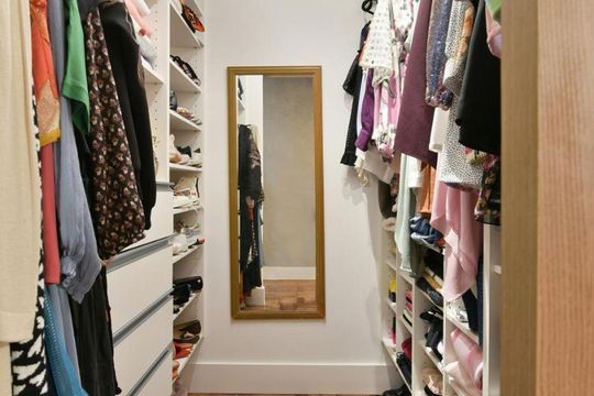 Closet de apartamento à venda com 2 quartos, 65m² em Cerqueira César, São Paulo
