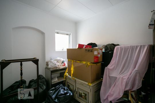 Quarto de serviço de casa à venda com 4 quartos, 400m² em Jardim Franca, São Paulo