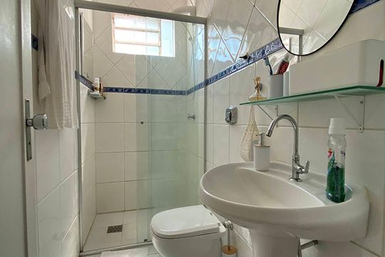 Banheiro de apartamento para alugar com 1 quarto, 55m² em Centro, São Leopoldo