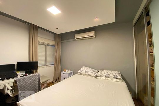 Quarto de apartamento para alugar com 1 quarto, 55m² em Centro, São Leopoldo