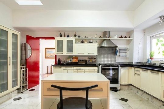 Cozinha de casa à venda com 4 quartos, 720m² em Cidade Jardim, São Paulo