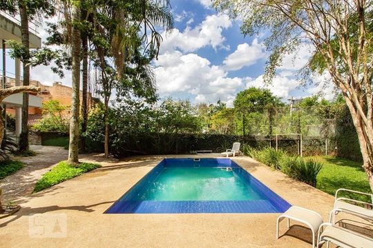 Piscina de casa à venda com 4 quartos, 720m² em Cidade Jardim, São Paulo