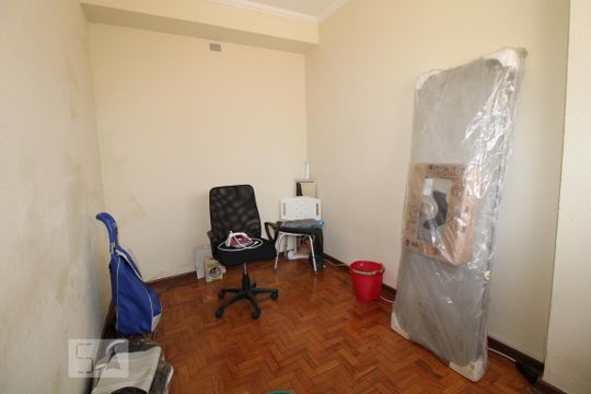 Quarto de Serviço de apartamento à venda com 2 quartos, 126m² em Centro, Campinas