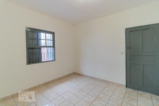 Casa para alugar com 1 quarto, 50m² em Vila Dalila, São Paulo