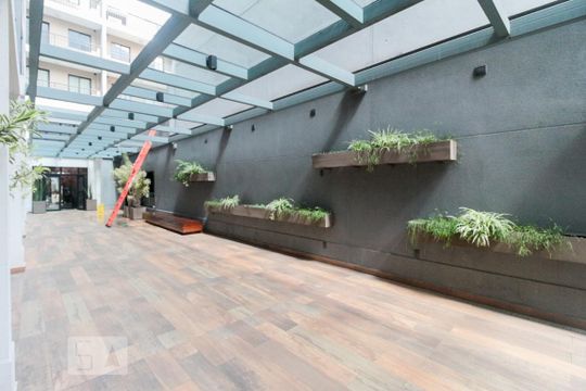 Entrada de kitnet/studio para alugar com 1 quarto, 38m² em Liberdade, São Paulo