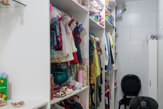 Closet de casa à venda com 3 quartos, 130m² em Anil, Rio de Janeiro