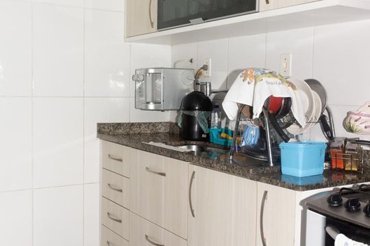 Cozinha de apartamento à venda com 2 quartos, 54m² em Vicente de Carvalho, Rio de Janeiro