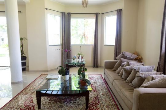 Sala de casa para alugar com 5 quartos, 630m² em Setor Habitacional Arniqueira (águas Claras), Brasília
