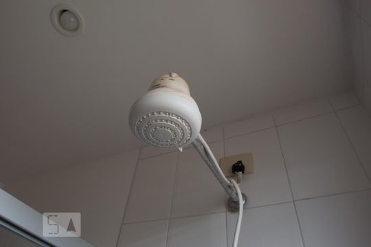 Banheiro social - chuveiro de apartamento para alugar com 2 quartos, 73m² em Jardim Botânico, Ribeirão Preto