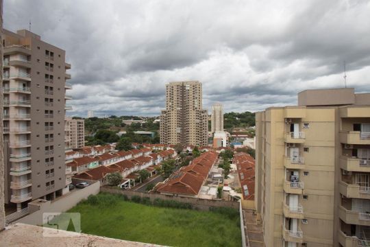 Vista da janela do quarto de apartamento para alugar com 2 quartos, 73m² em Jardim Botânico, Ribeirão Preto