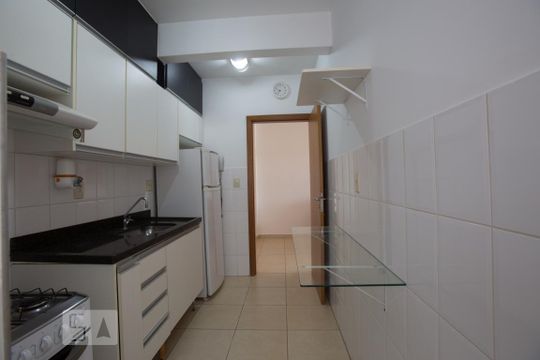 Cozinha de apartamento para alugar com 2 quartos, 73m² em Jardim Botânico, Ribeirão Preto