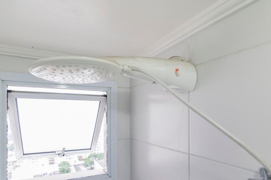 Chuveiro de apartamento para alugar com 2 quartos, 67m² em Vila Valparaíso, Santo André