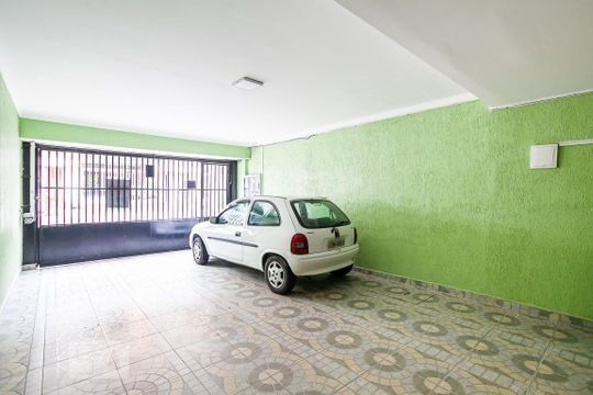 Garagem de casa para alugar com 2 quartos, 90m² em Campestre, Santo André