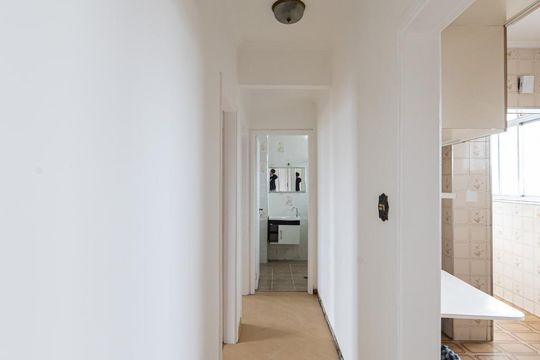 Corredor de apartamento para alugar com 3 quartos, 80m² em Mooca, São Paulo