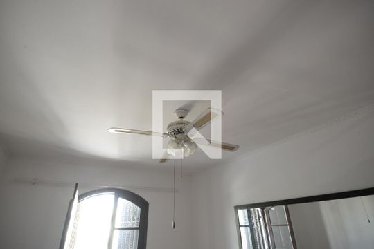 Suíte 1 de casa para alugar com 4 quartos, 230m² em Vila Dom Pedro I, São Paulo