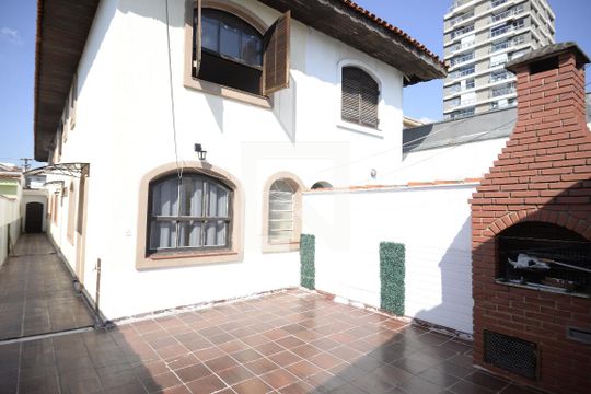 Quintal de casa para alugar com 4 quartos, 230m² em Vila Dom Pedro I, São Paulo