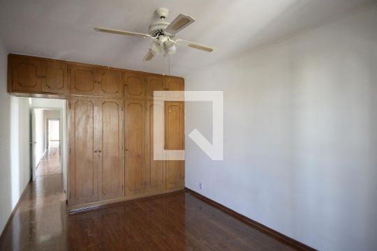 Suíte 1 de casa para alugar com 4 quartos, 230m² em Vila Dom Pedro I, São Paulo