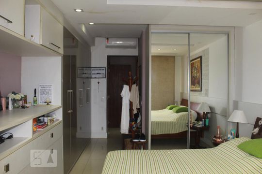 Suíte 1 de apartamento à venda com 4 quartos, 380m² em Recreio dos Bandeirantes, Rio de Janeiro