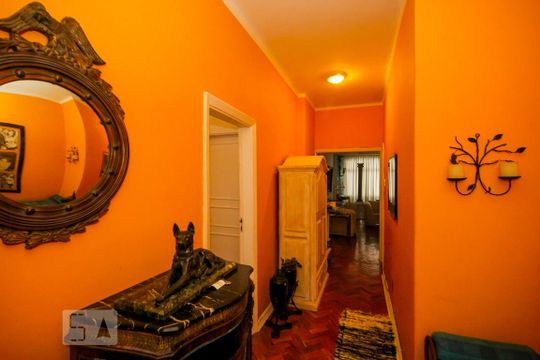 Hall de apartamento para alugar com 3 quartos, 120m² em Copacabana, Rio de Janeiro