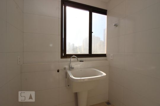 Área de Serviço de apartamento para alugar com 2 quartos, 60m² em Sul (águas Claras), Brasília