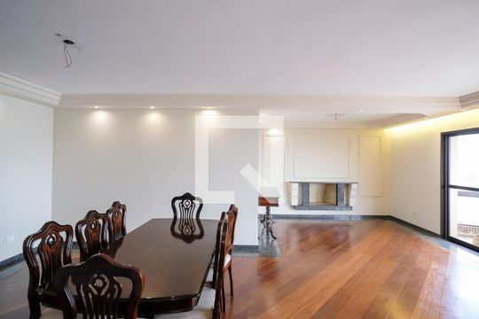 Sala de apartamento para alugar com 4 quartos, 190m² em Rudge Ramos, São Bernardo do Campo