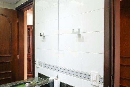 Lavabo de apartamento para alugar com 4 quartos, 190m² em Rudge Ramos, São Bernardo do Campo