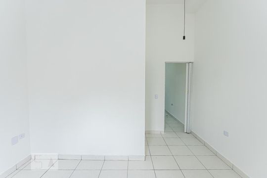 Quarto de casa para alugar com 1 quarto, 52m² em Vila Santa Maria, São Paulo
