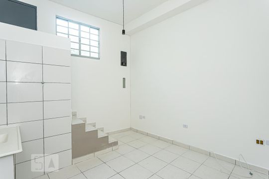 Sala e cozinha integrados de casa para alugar com 1 quarto, 52m² em Vila Santa Maria, São Paulo